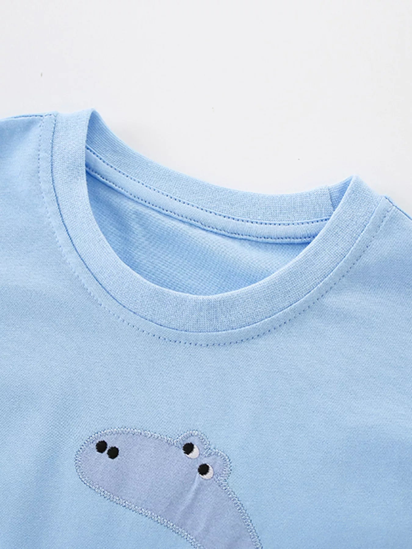 6f81733c97384e73a09e43d8f082fd1e-Max-Origin